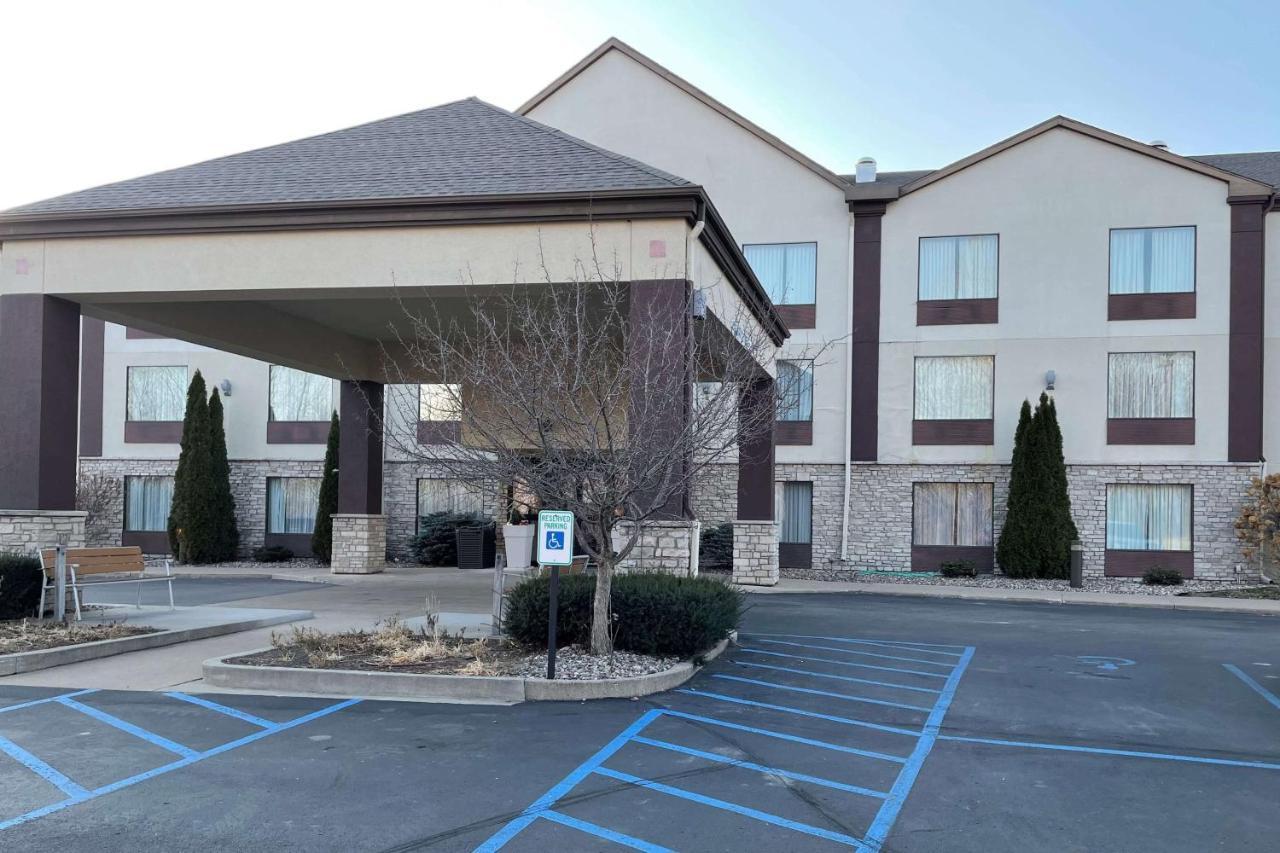Spark By Hilton La Crosse Onalaska المظهر الخارجي الصورة