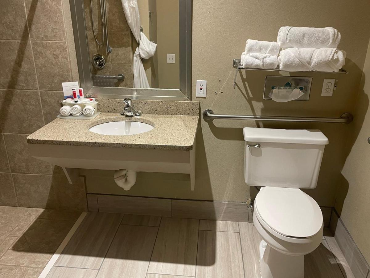 Spark By Hilton La Crosse Onalaska المظهر الخارجي الصورة